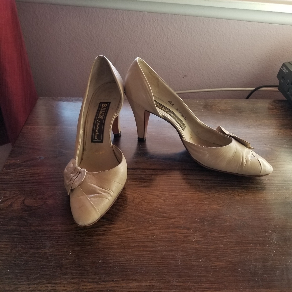 Shoe